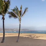 Piso Con Balcon Cerca De La Playa