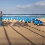 Piso Con Balcon Cerca De La Playa *